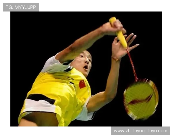 羽毛球扣杀手腕